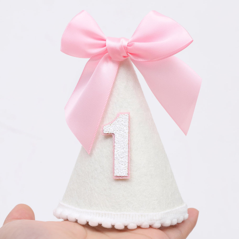 PATRDIO pink-bow-cohesive-party-atmosphere enhances coordinated décor
