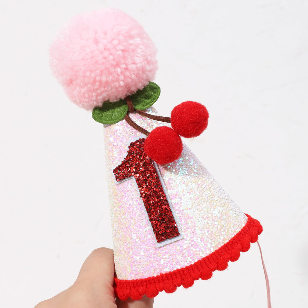 PATRDIO pink glitter crown adds festive sparkle.
