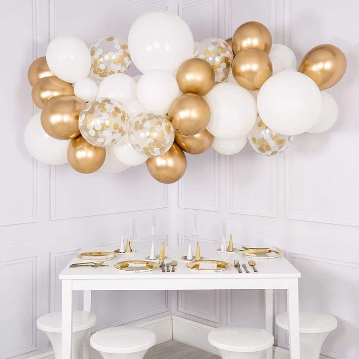 PATYDECRO balloon display with gold ribbon finishing touches.