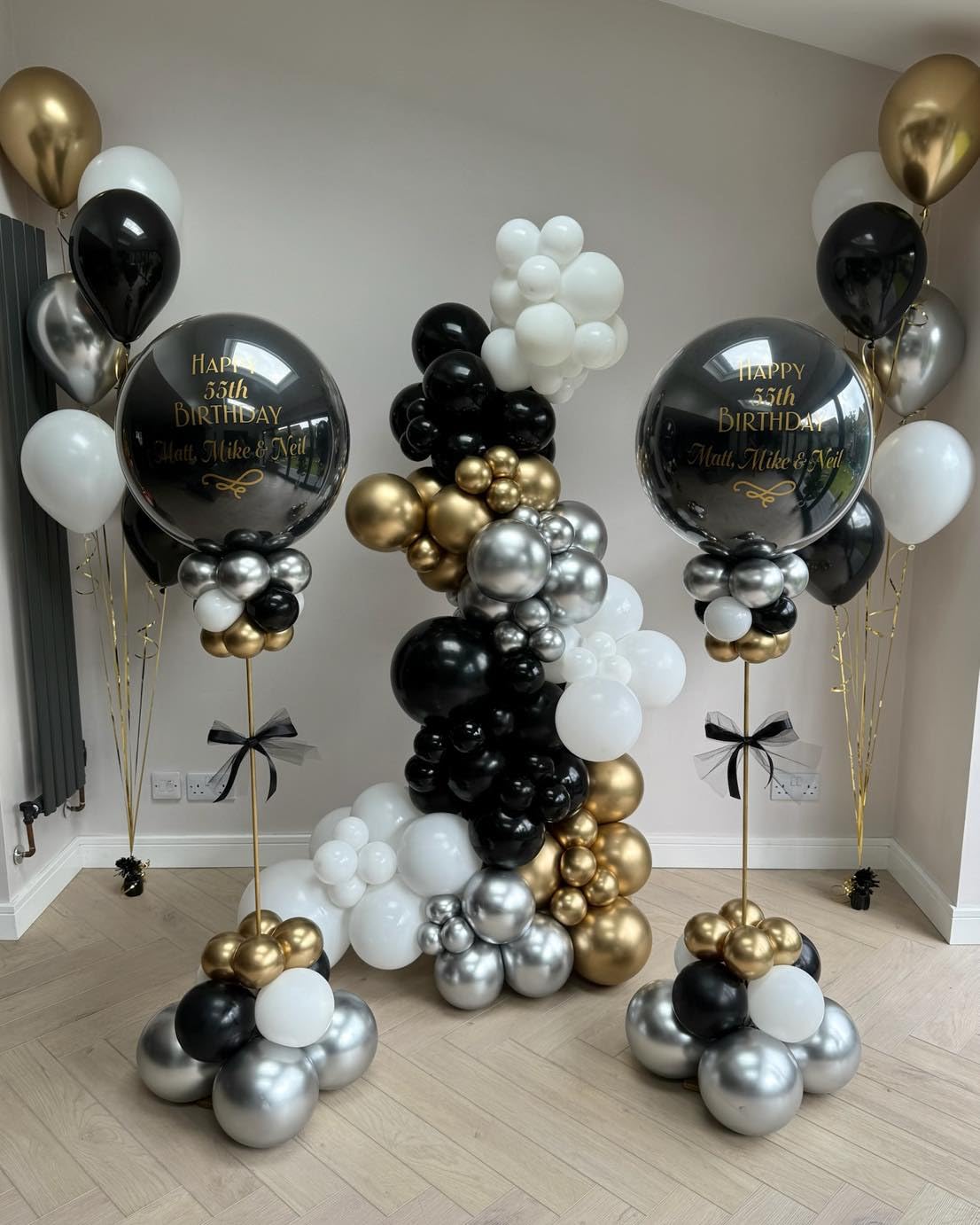 PATYDECRO wedding decor ideas with chic metallic accents.
