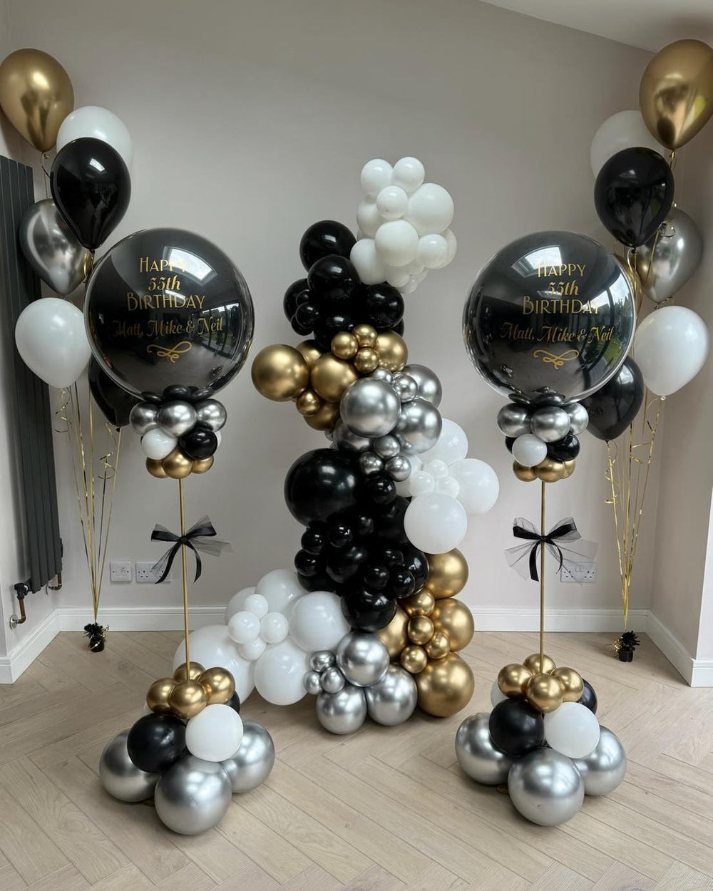 PATYDECRO wedding decor ideas with chic metallic accents.
