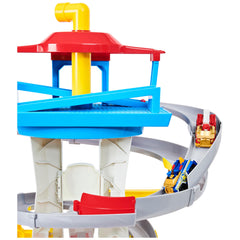 Drop ramp with diverter for varied rescue routes and play options.
