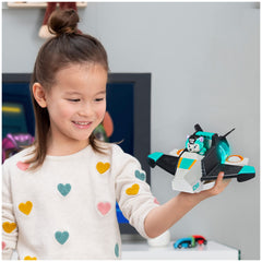 Paw Patrol Everest figure in teal flight suit ready for piloting adventures.
