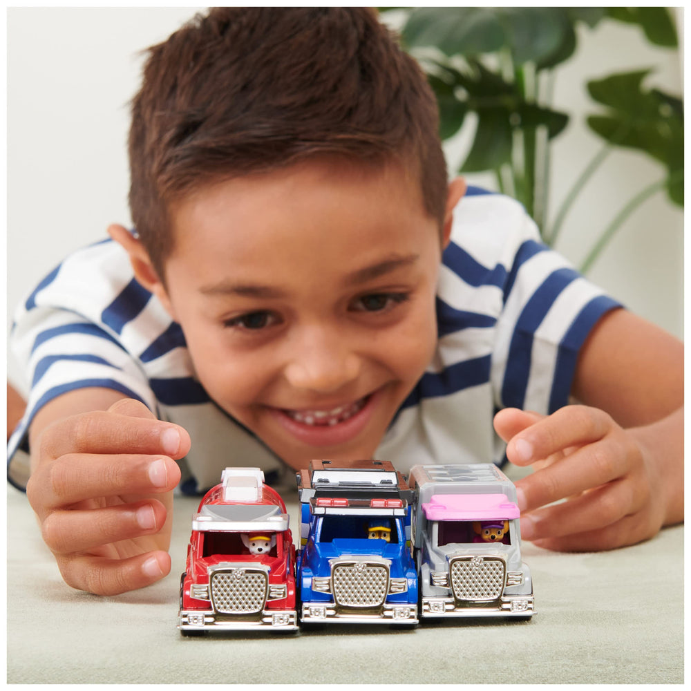 PAW Patrol Marshall True Metal vehicle with working wheels for fast play.