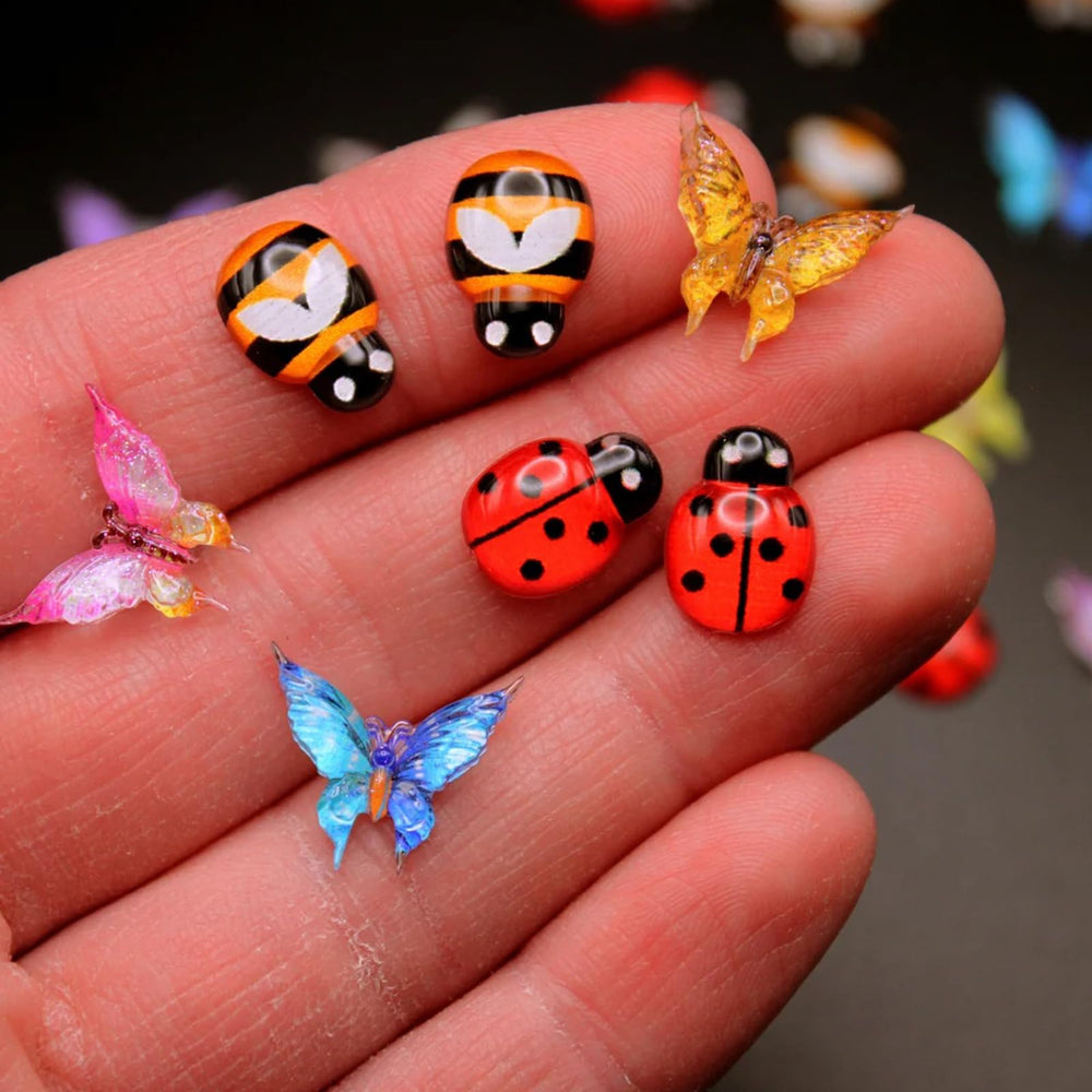 Peachcor miniature insects details with clear glossy finish for display