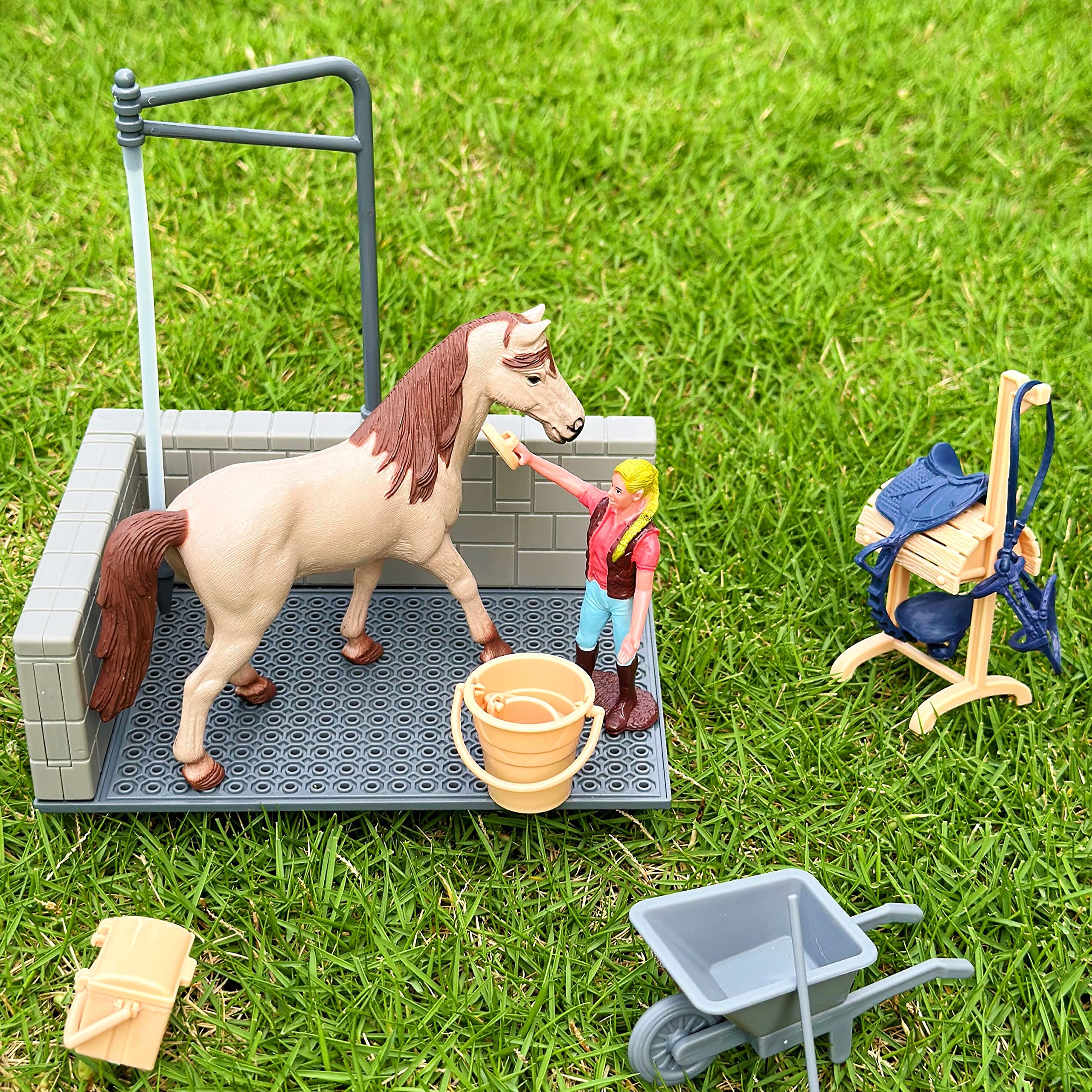 Peagprav horse-stable-playset stable-interior invites cozy scenes.