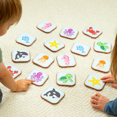 Peapod Play ocean-scene card provides a tranquil backdrop for stories