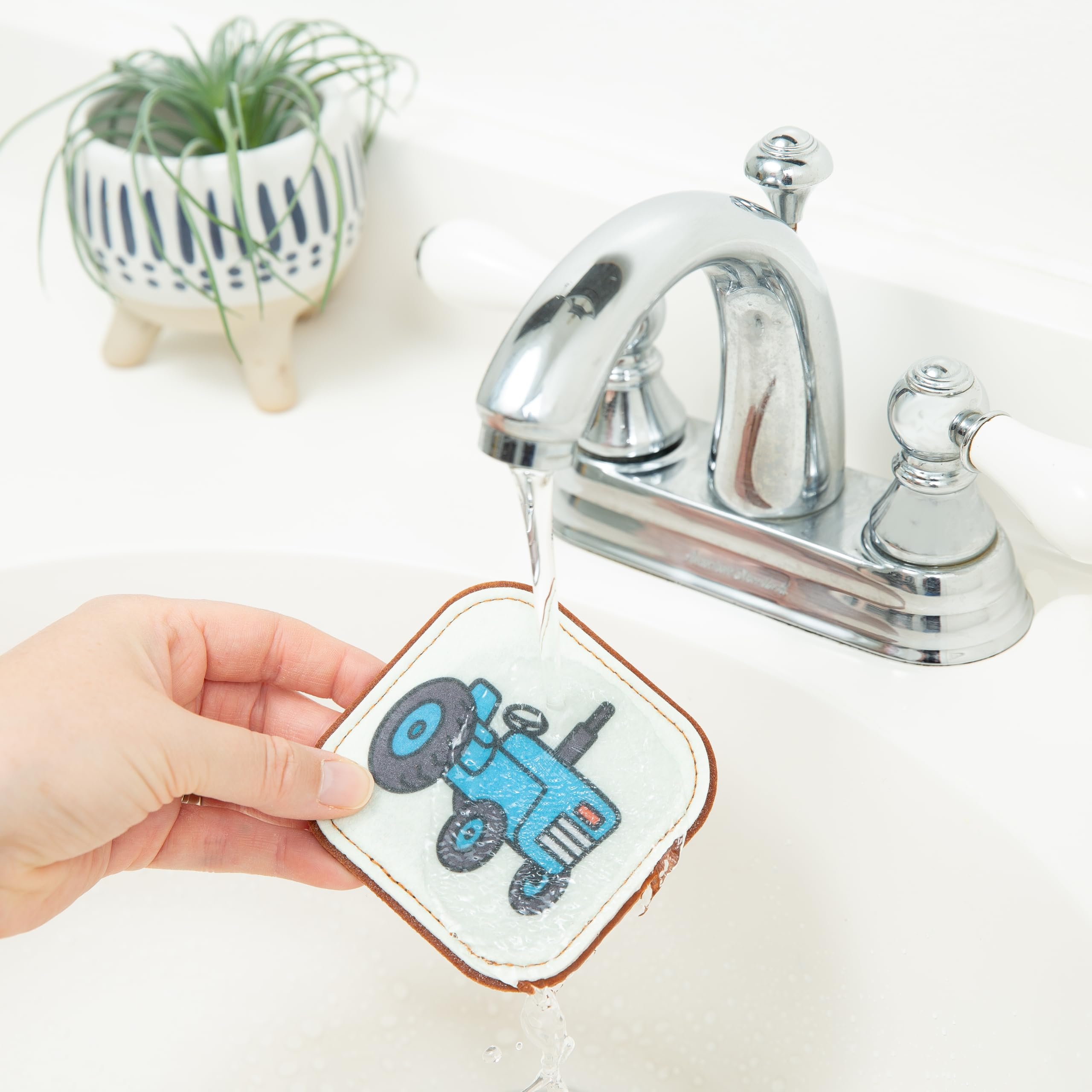 Peapod Play tractor card boosts imaginative play.