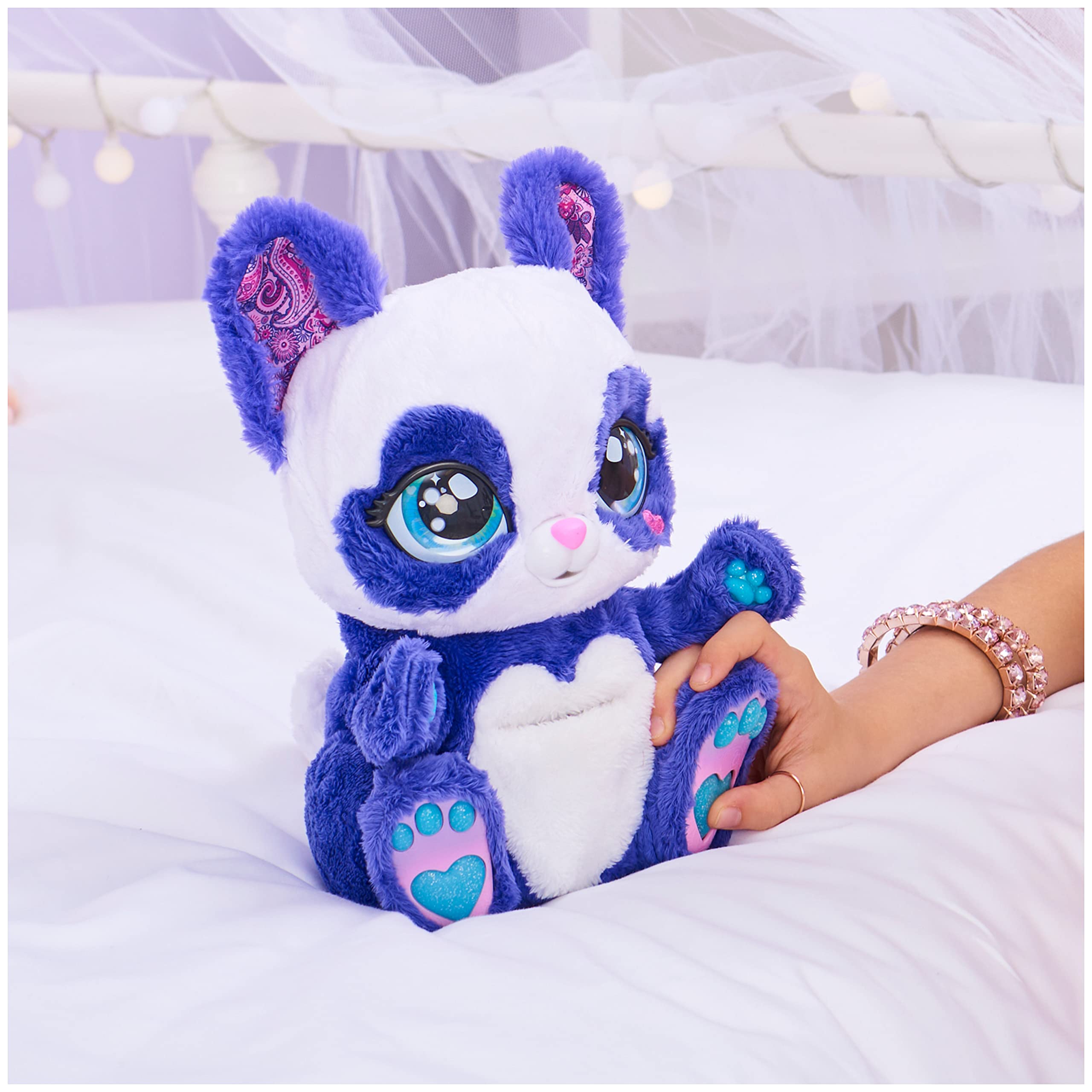 Peek-A-Roo ten moods add variety to storytelling and playtime.