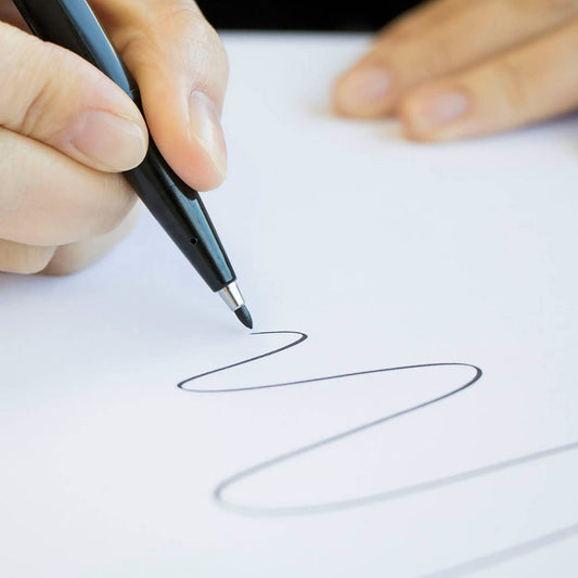 Pentel S520-8 Sign Pen with acrylic fiber tip for smooth strokes.