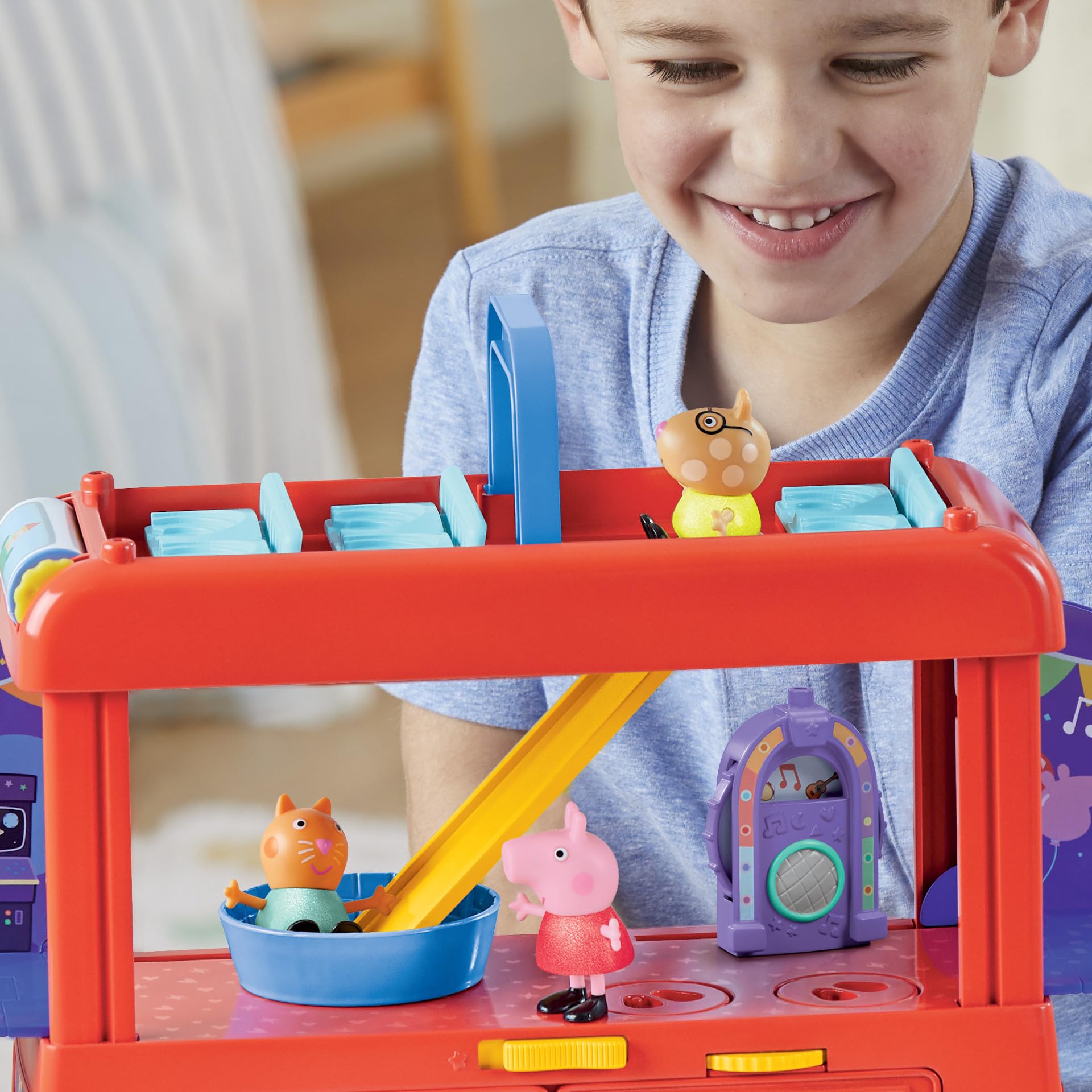 Destination sign helps kids imagine new party routes.