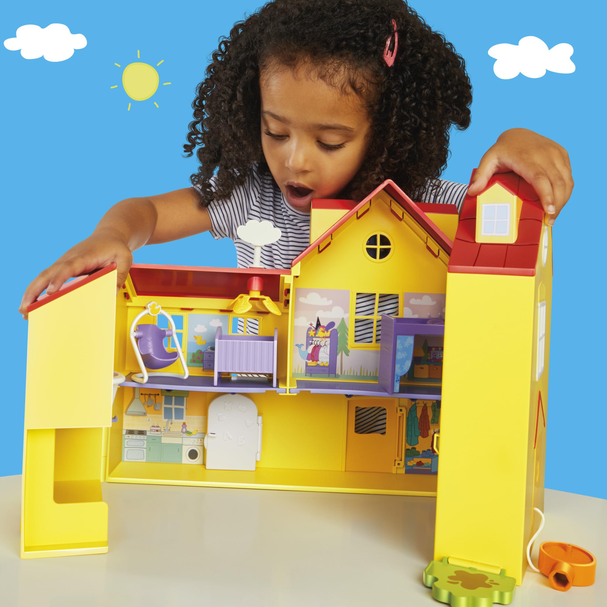 Peppa Pig Peppa bed bedroom creates cozy bedtime scenes