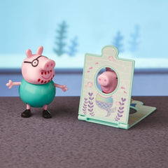 Peppa Pig penguin figures joining the aquarium adventure scene.