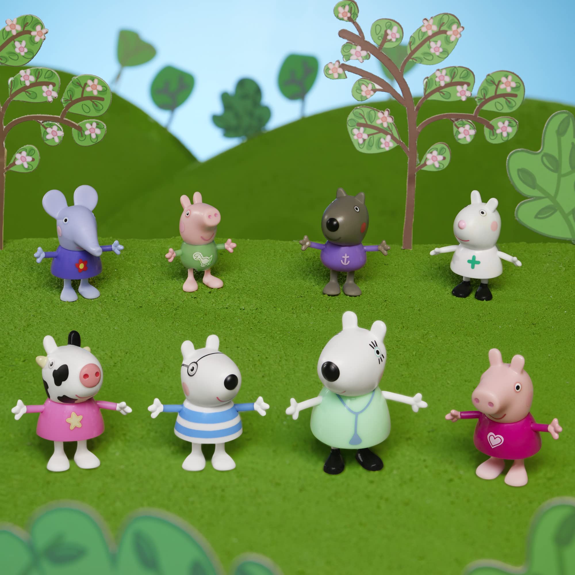 Suzy Sheep 3-inch figure for classroom-style pretend play.