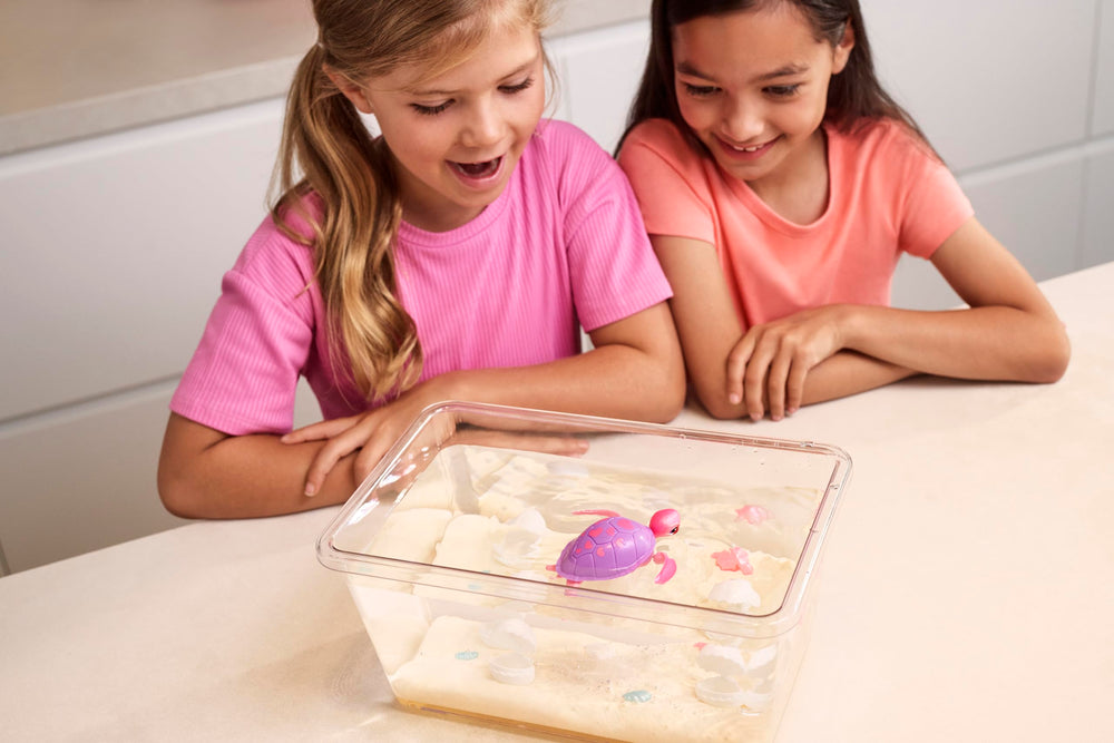 Pets Alive Mommy Turtle Surprise tank setup ready for water play.