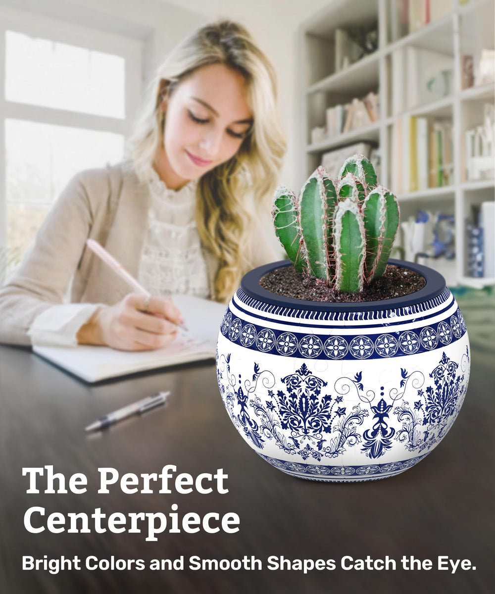 PieceRelax small round pot with drainage keeps watering tidy and contained.