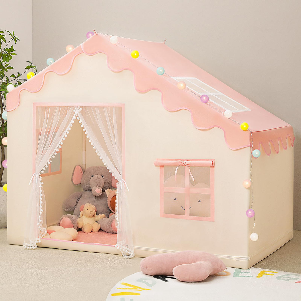 PIIKAGO play tent pink door invites a cozy space for imaginative play.
