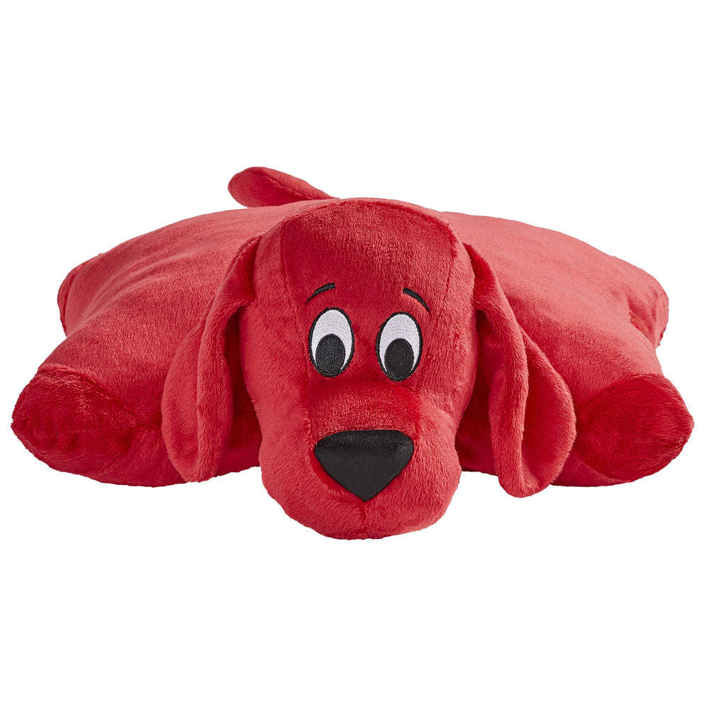 Clifford plays with Emily Elizabeth, inspiring imaginative play and friendship