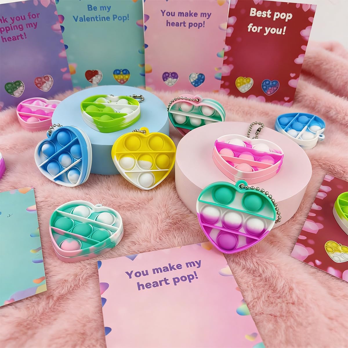Pinkiwine pop toy hole and chain attachment for easy gift assembly