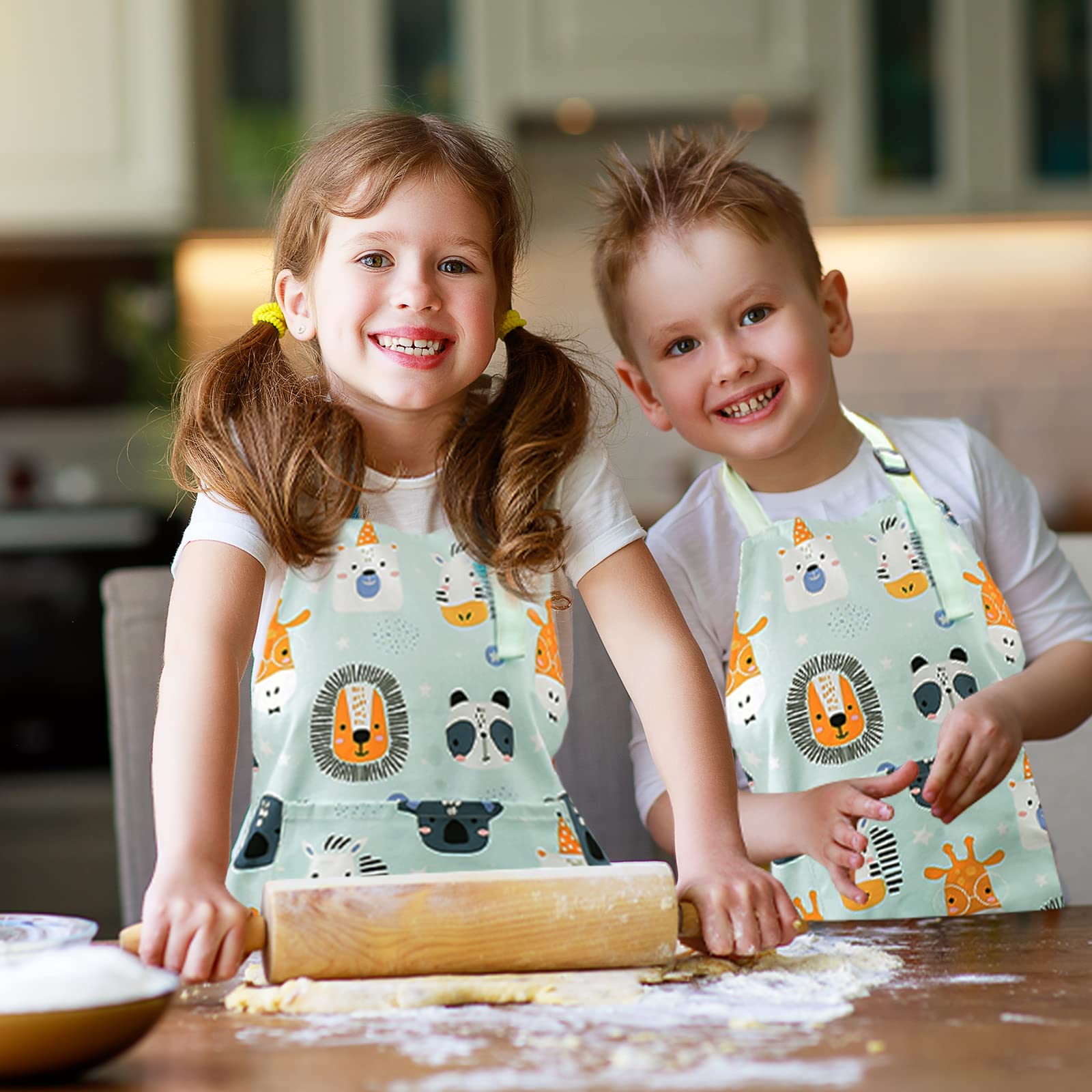 Pipoobear kids apron gender neutral blue gift idea for families