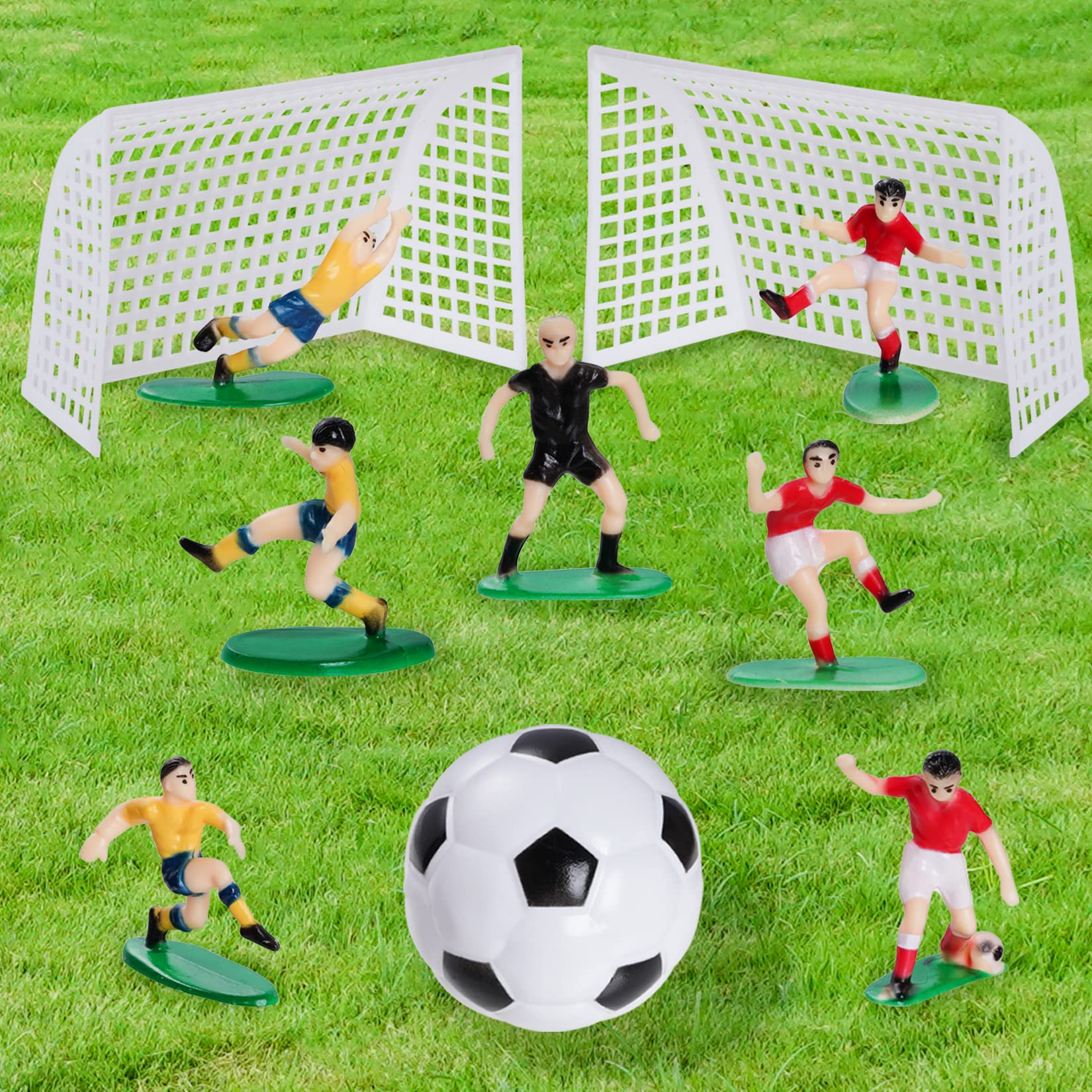 Pistha soccer-themed party set helps create cohesive décor for photos and celebrations.