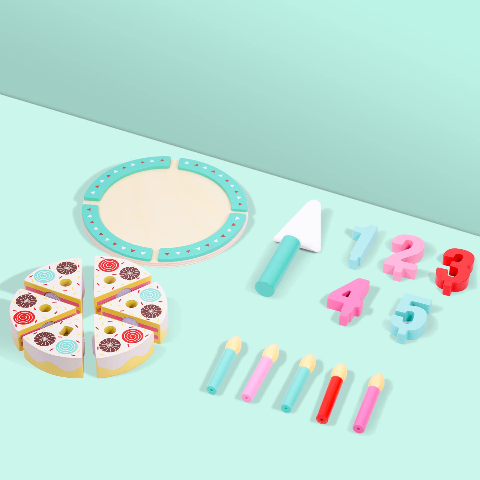 Pithfor cake plate wooden, perfect for serving pretend desserts.