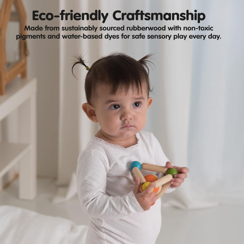 PlanToys age-6-months suitability supports early sensory milestones.