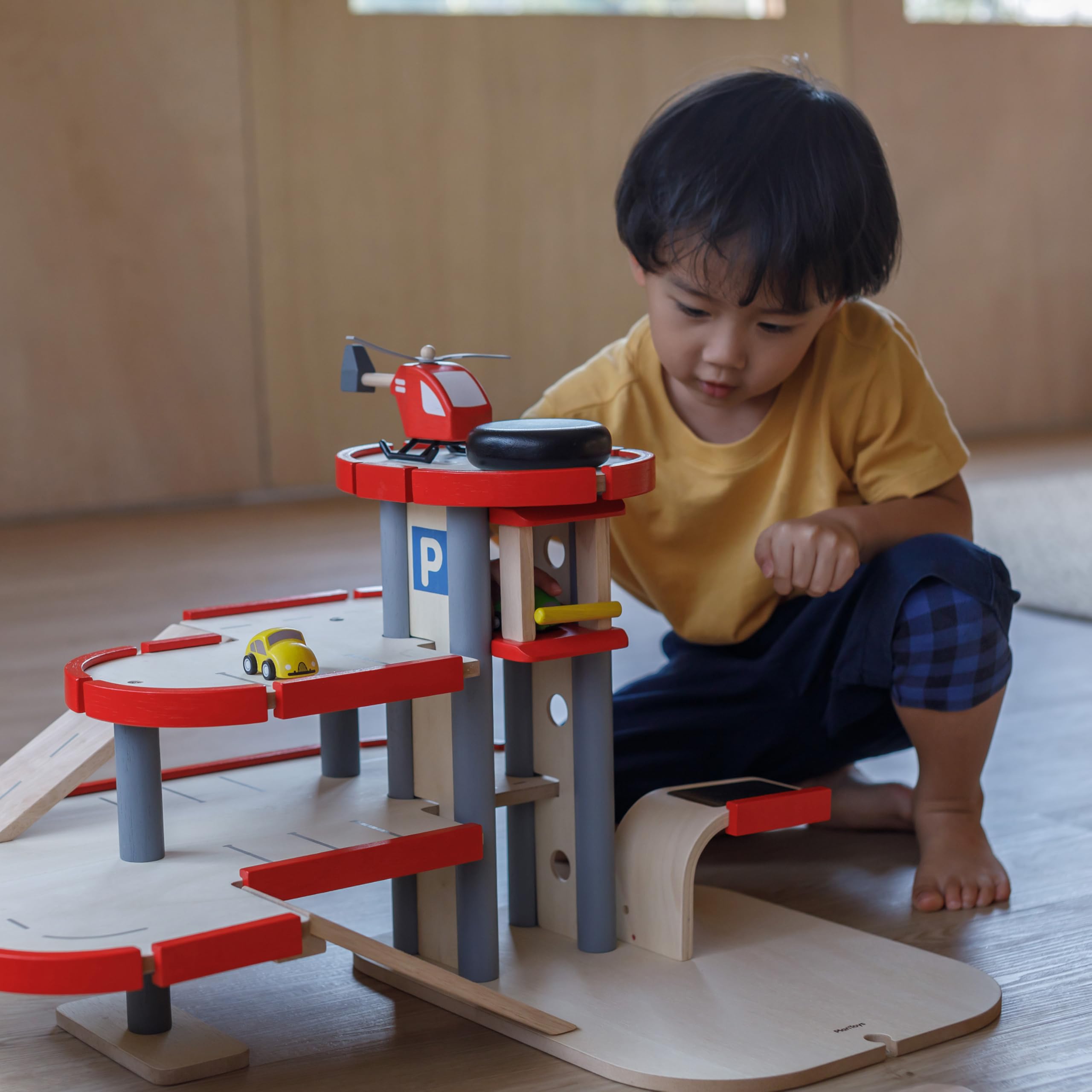 PlanToys Helicopter 6287 ideal for imaginative play sessions with tactile feedback
