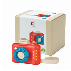 PlanToys My First Camera kaleidoscope lens sparks visual exploration and imagination.