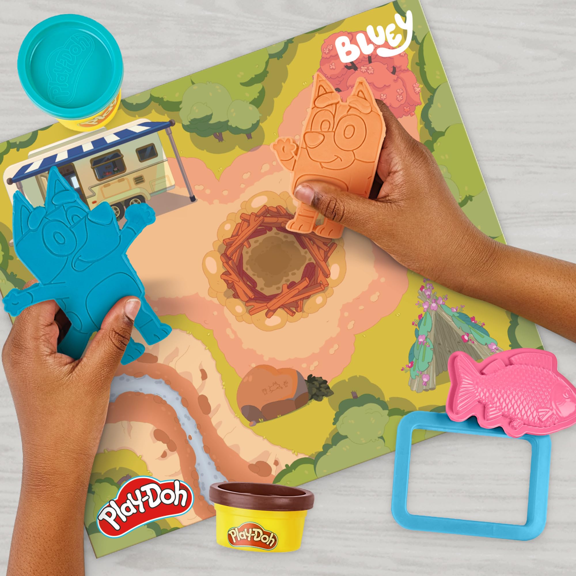 Play-Doh Bluey Goes Camping pretend food for imaginative meals