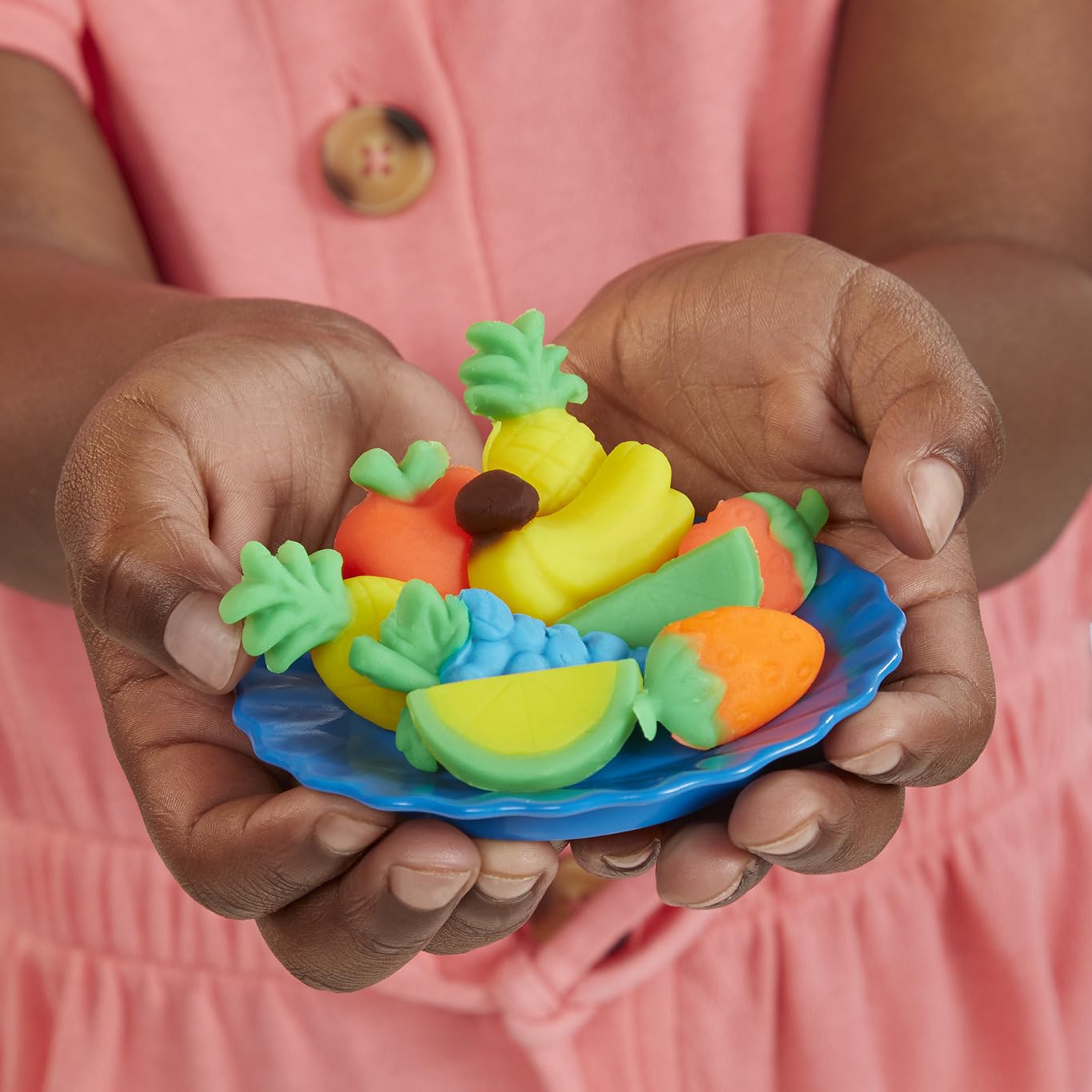 Play-Doh Kitchen Creations Busy Chef's Restaurant playset kit with two-color stations for creativity