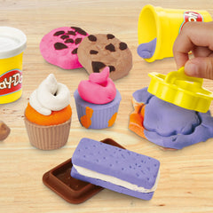 Play-Doh Little Bakery cupcake mold shapes cute pretend treats