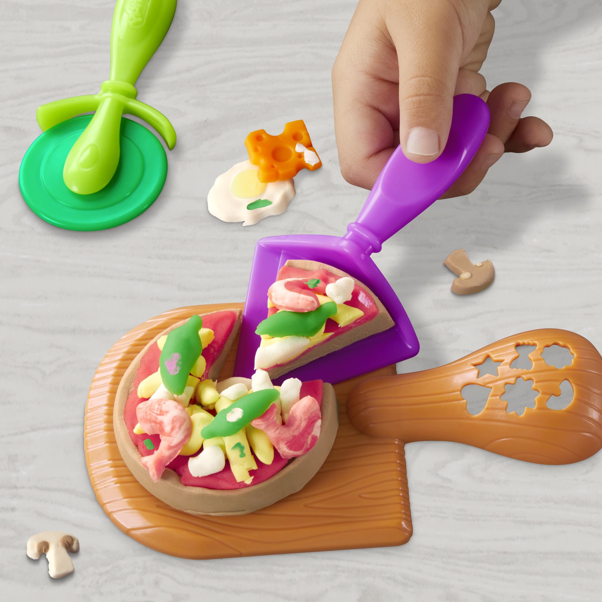 Play-Doh over 25 toppings molds spark culinary imagination