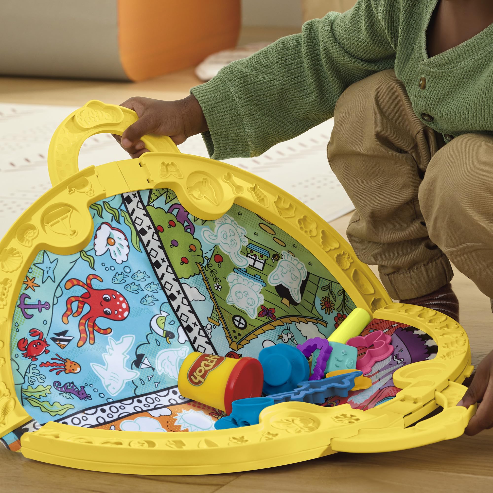 Play-Doh scissors for precise sculpting and shaping