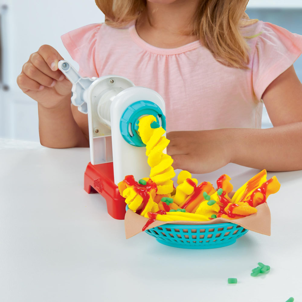 Play-Doh Spiral Fries straight-cut fries from the fry box for quick pretend meals