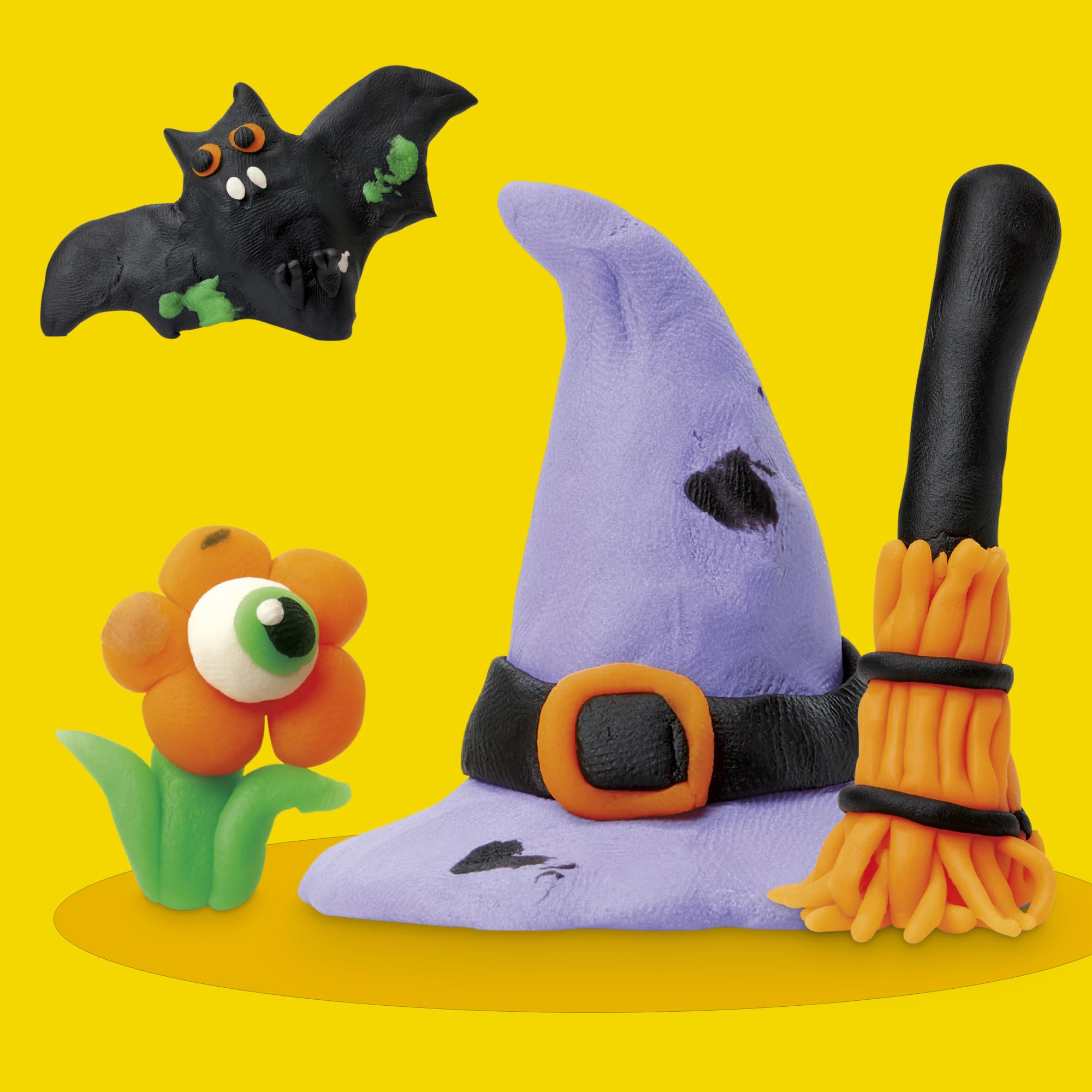 Play-Doh Spooky Colors 30 Pack green sticks ideal for monsters and goblin art projects.