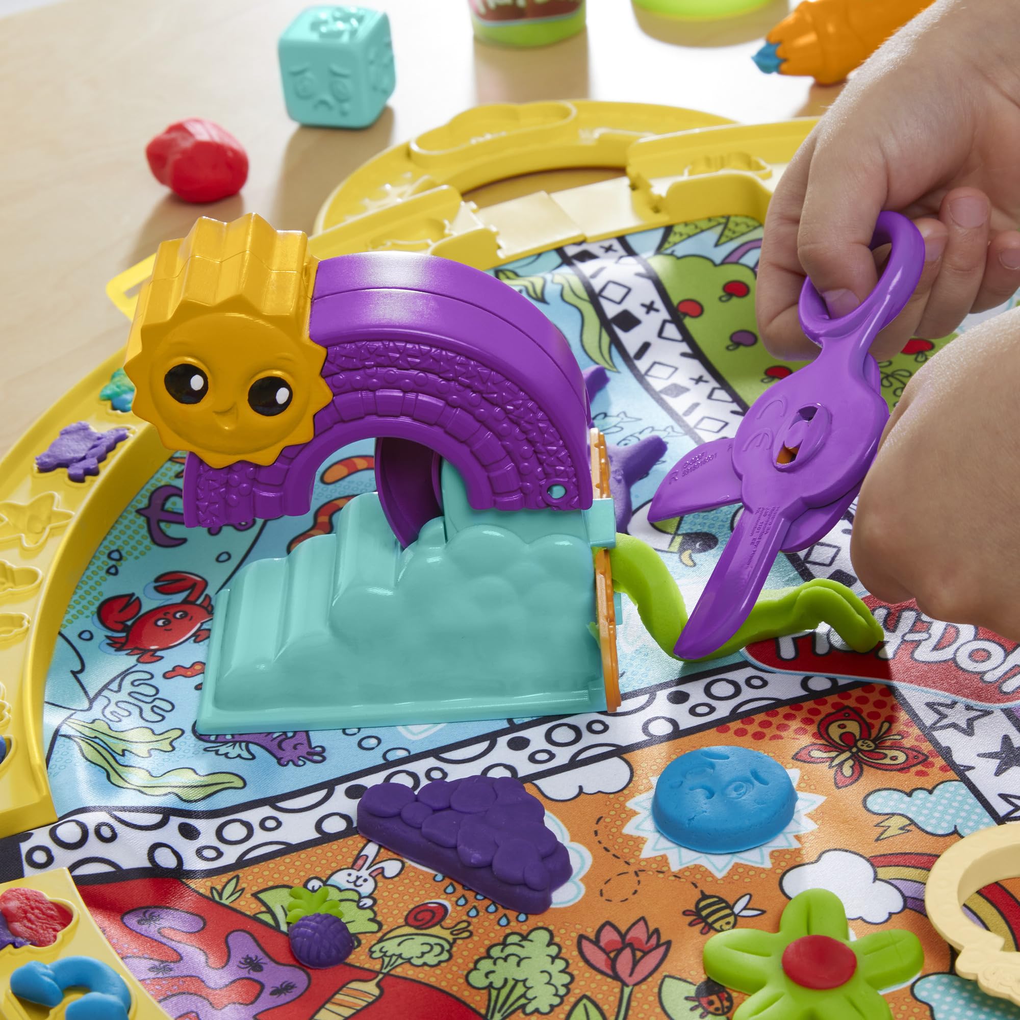 Play-Doh tools 19-accessories bundle for imaginative play