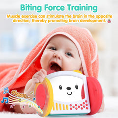 PLAY squeaky toy stimulates curiosity with audible cues during tummy time.