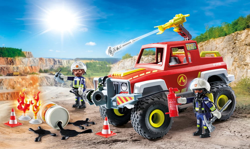Playmobil 71824 Fire Truck includes two figures for immediate action.