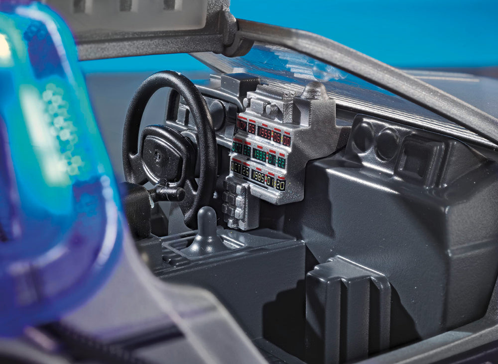 Playmobil flux capacitor accessory highlights sci-fi vibes for playtime.