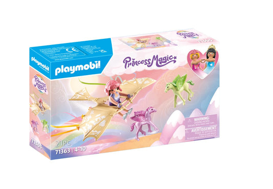 Playmobil Pegasus Foals wings: graceful flight play and balance practice.