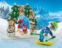 Playmobil Ski World four child figures with skis for practice.