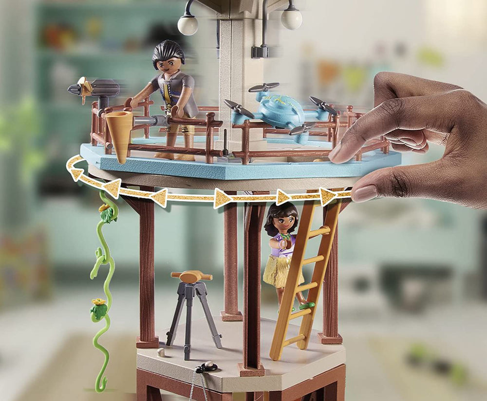 Playmobil Wiltopia AR selfie projection lets kids visualize wildlife in their space.