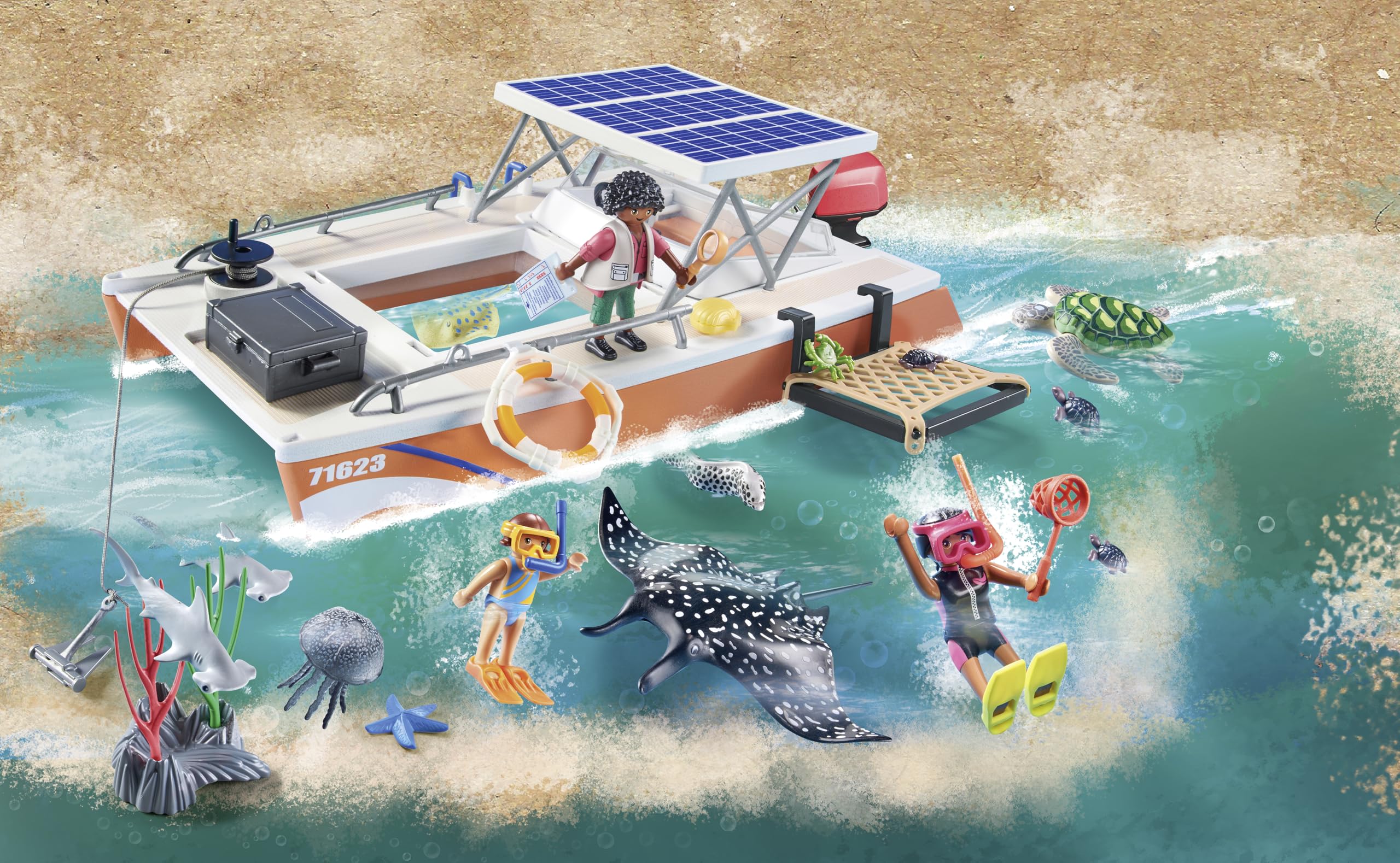 Playmobil Wiltopia manta ray close-up inspires underwater discovery