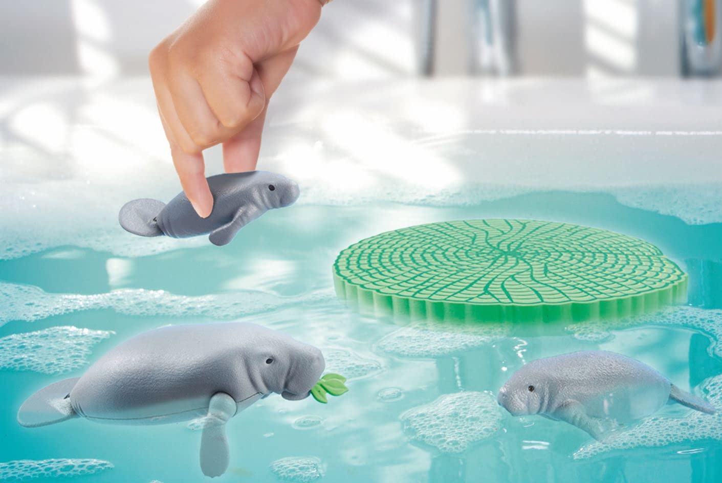 Playmobil Wiltopia veterinary box; ready-to-use tools for imaginative care