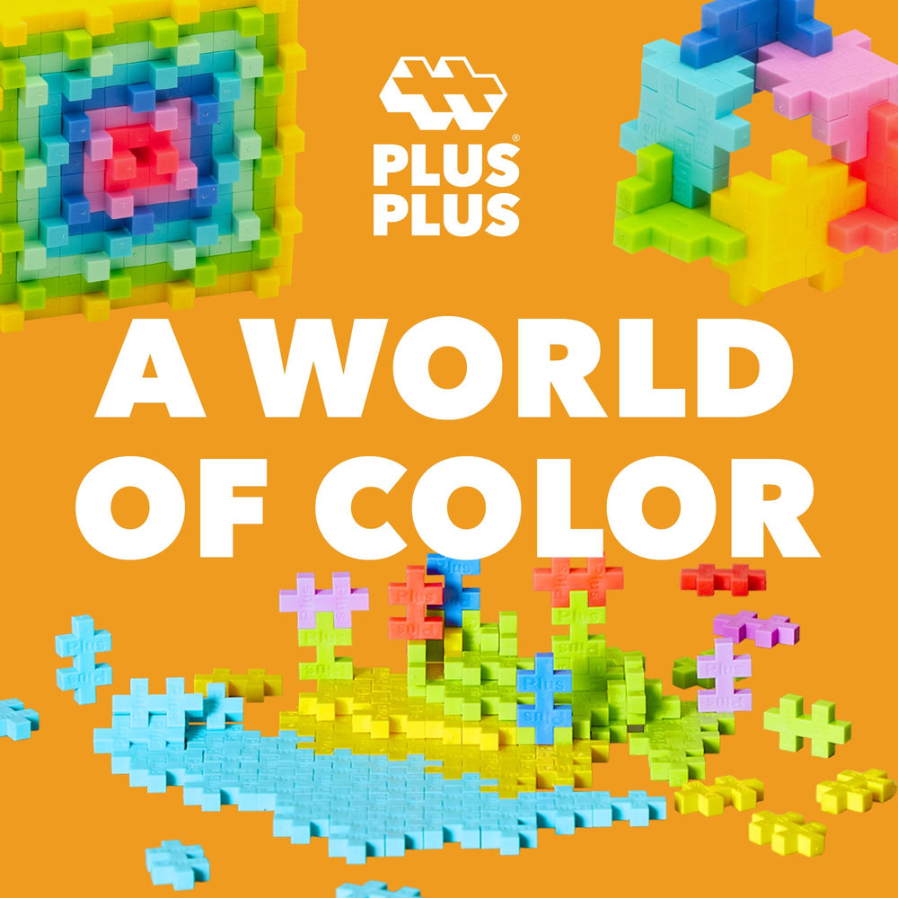 PLUS PLUS kids explore colors while building together.