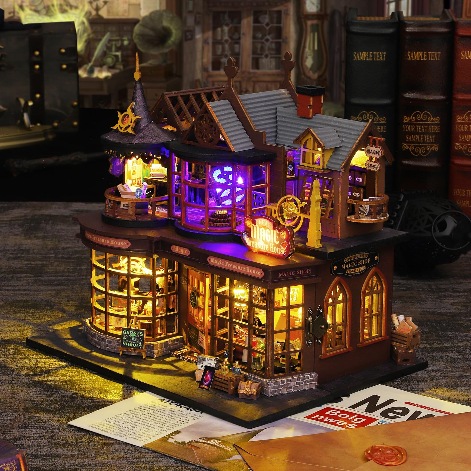 Plustopoy miniature house dust-free display option for protection.