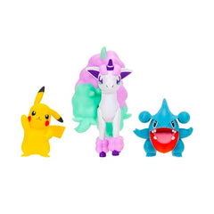 Pokémon PKW4097 Gible 5 cm figure for imaginative battles.