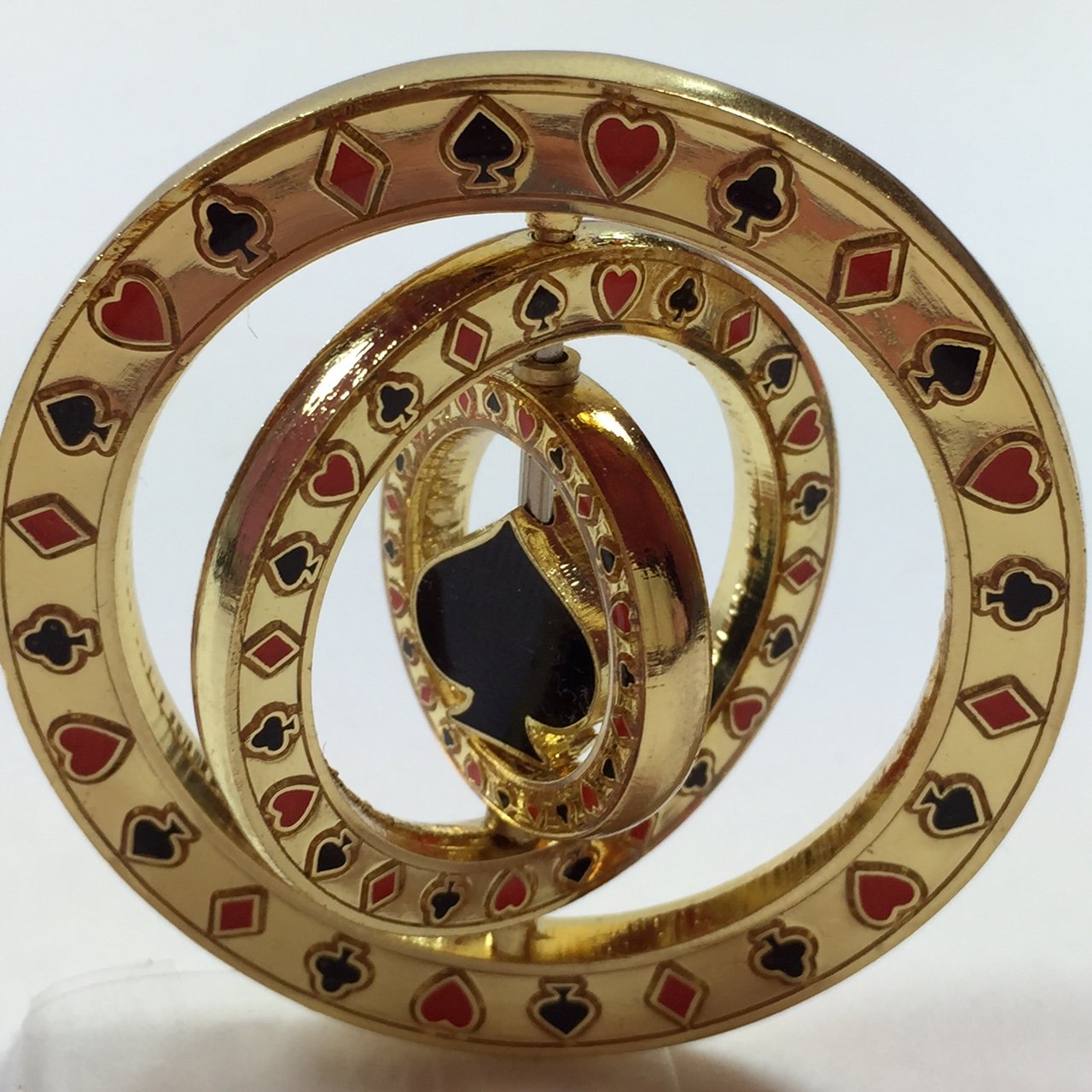 Poker Weight two-inch diameter spinner, compact and easy to display.