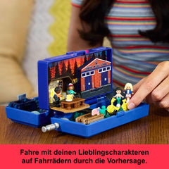 Polly Pocket Stranger Things Byers living room scene for cozy storytelling moments.